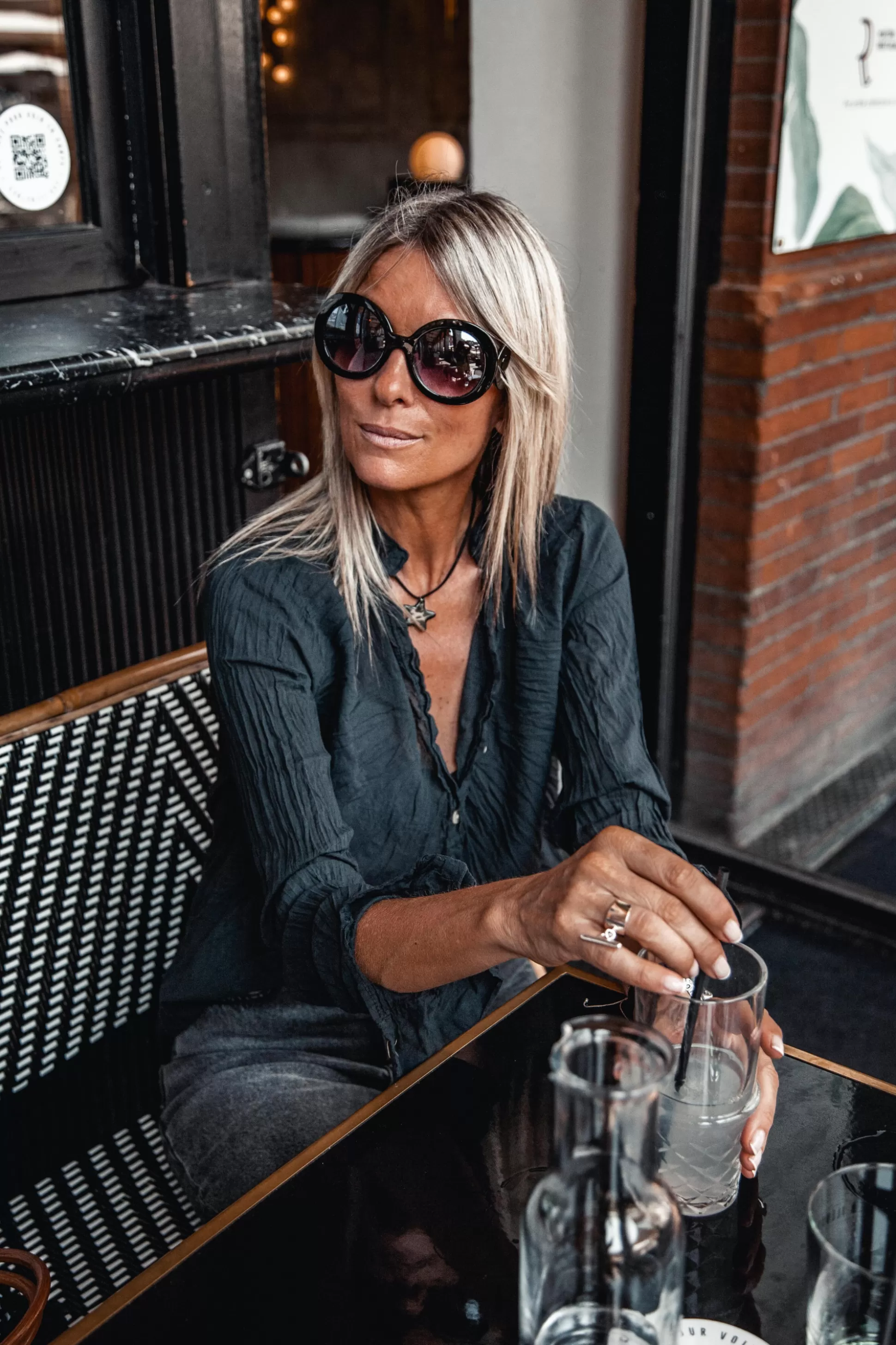 Camicie Femminili Eleganti Banditas - Modello Kovan in Nero, Tops Confortevole con Stile