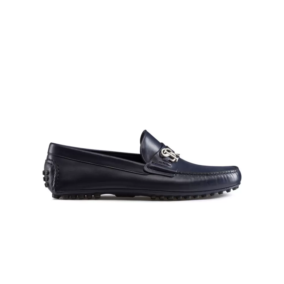 Scopri l'Eleganza: Scarpe Sportive Stefano Ricci in Pelle Pregiata per Guidare con Stile 

Lusso Italiano: Mocassini da Viaggio in Vitello Full-Grain con Suola Antiscivolo - Collezione Esclusiva