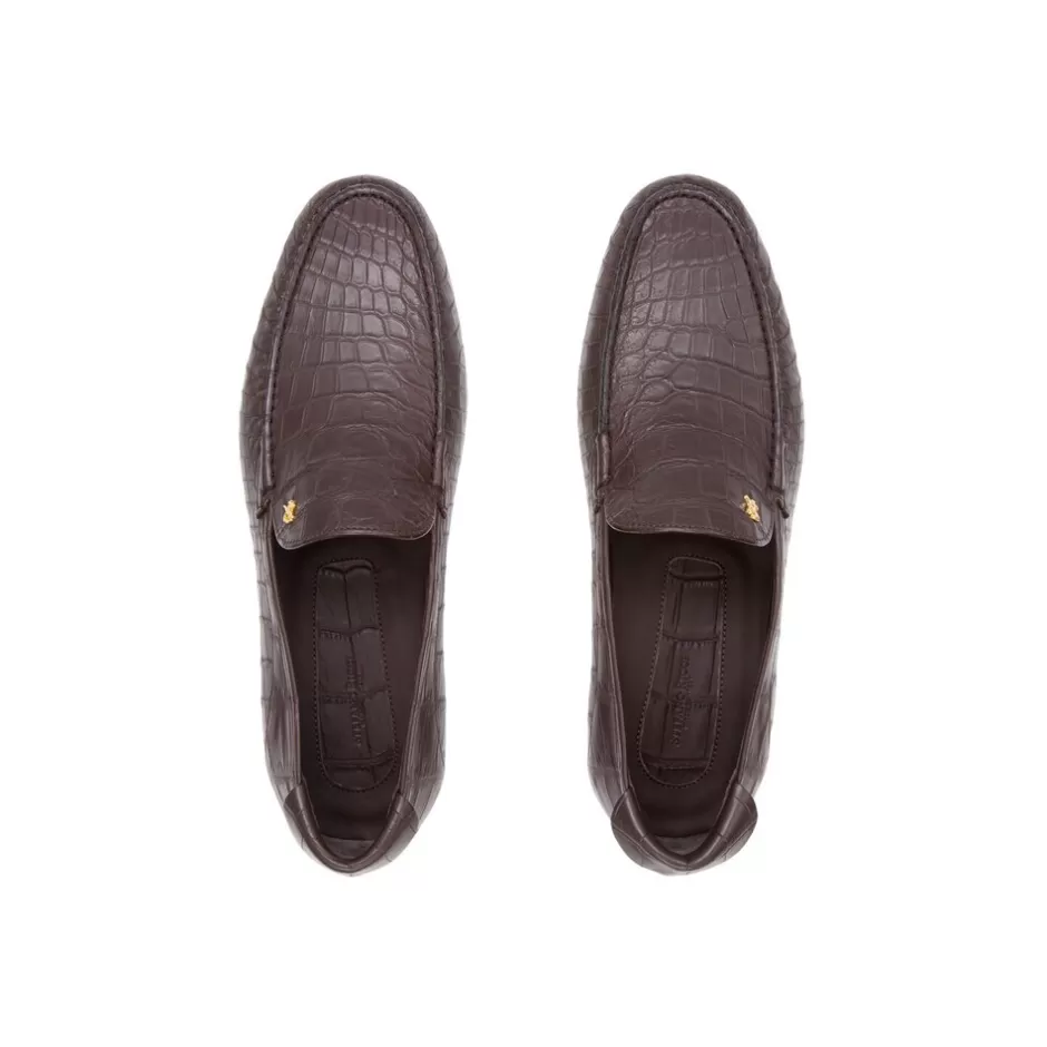Stefano Ricci Firenze - Mocassini in Pelle di Coccodrillo per Eleganza Discreta

Alternativa 1:  
Luxury Loafers Artigianali in Coccodrillo | Collezione Primavera Stefano Ricci

Alternativa 2:  
Calzatura Iconica in Pelle Pregiata - Mocassini Uomo Stefano Ricci Italia

Alternativa 3:  
Mocassini Casual con Finiture Coccodrillo | Lusso Senza Tempo by Stefano Ricci

Alternativa 4:  
Calzature da Uomo Raffinate - Mocassini in Pelle di Coccodrillo Stefano Ricci Made in Italy

Alternativa 5:  
Stefano Ricci Coccodrillo Mocassini | Comodi da Indossare, Eleganti da Mostrare