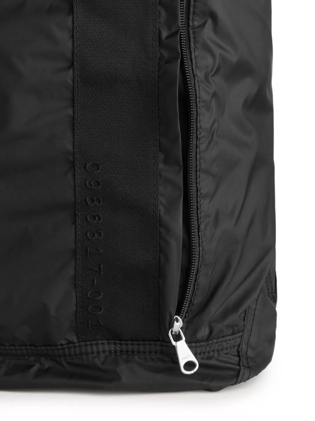 ARKET - Zaino Compatto 2 in 1 per Viaggi, Ripiegabile e Versatile - Soluzione Pratica per Escursioni e Utilizzo Quotidiano
