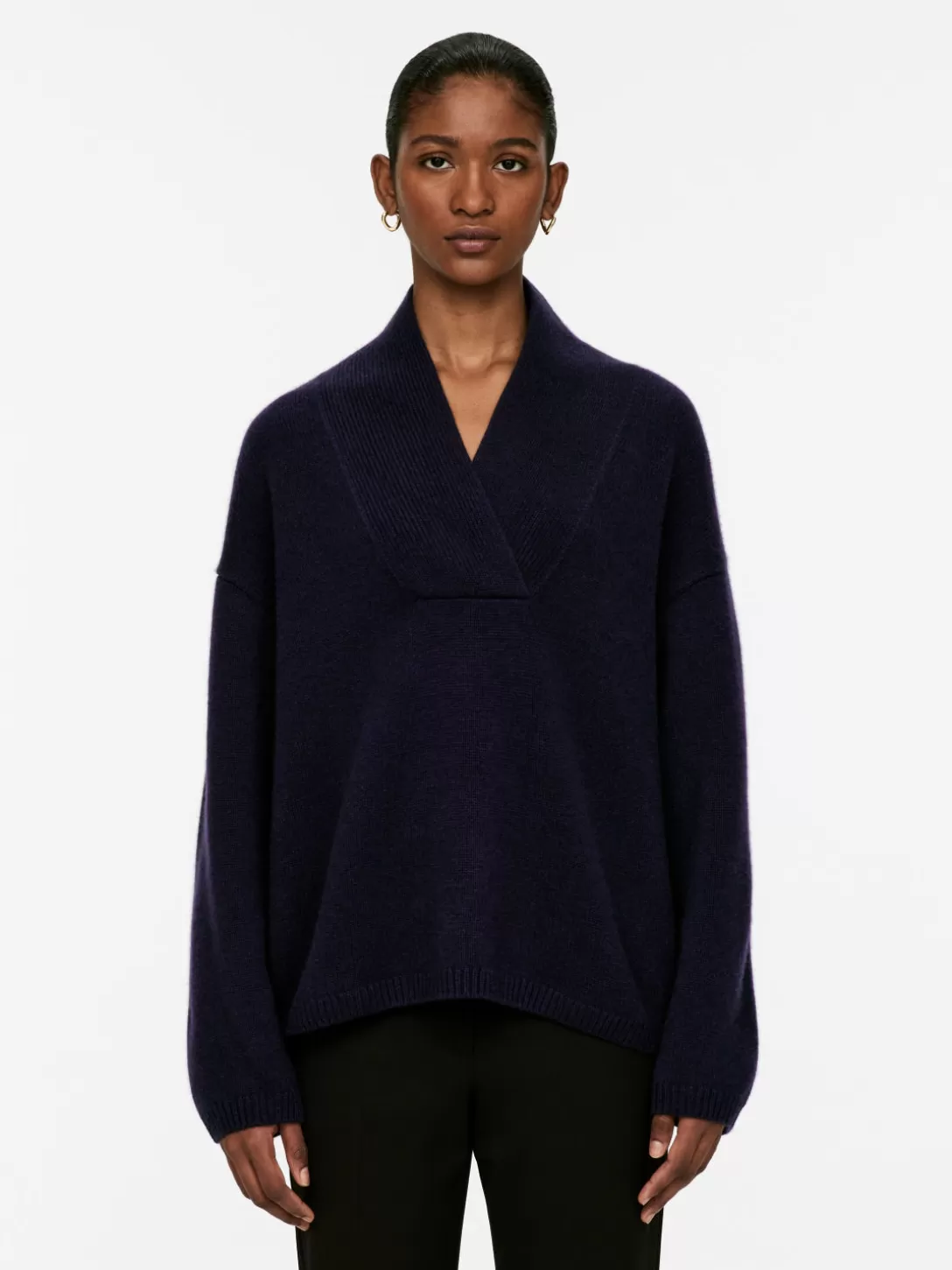 Maglione in Cashmere del Kashmir - ARKET Collection con Trama Artigianale per Conforto senza Tempo, Maglioni e Cardigan Eleganti per Stagioni Fredde