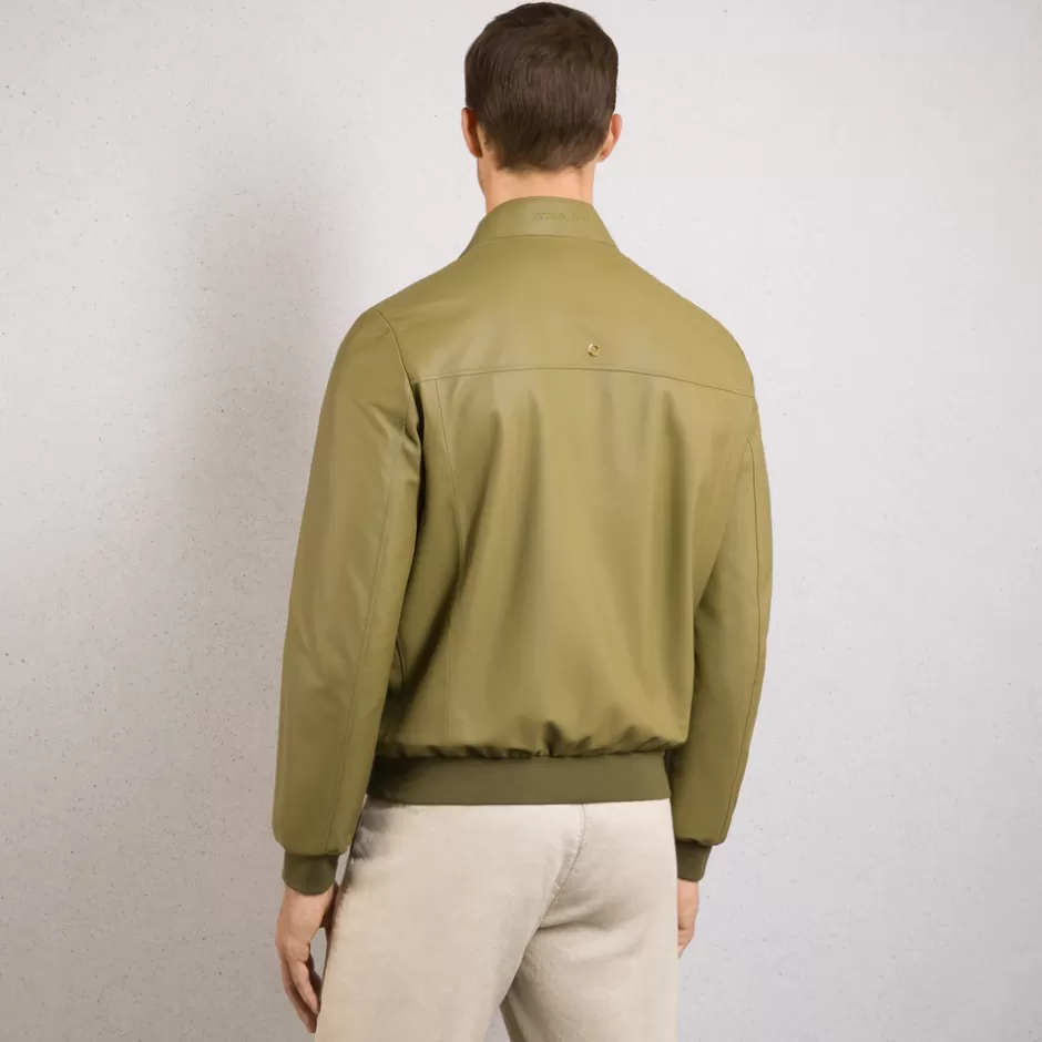 Giubbotto Iconico in Pelle d'Agnello - Giacche di Lusso Stefano Ricci  
Raffinata Giacca in Pelle d'Agnello - Collezione Esclusiva Uomo  
Stefano Ricci Giubbotto Premium - Pelliccia d'Agnello Italiana  
Blouson d'Autore in Pelle Tenera - Capospalla Firmato Stefano Ricci  
Giacca Motociclista Elegante - Pelle d'Agnello Conciata a Mano - Stefano Ricci