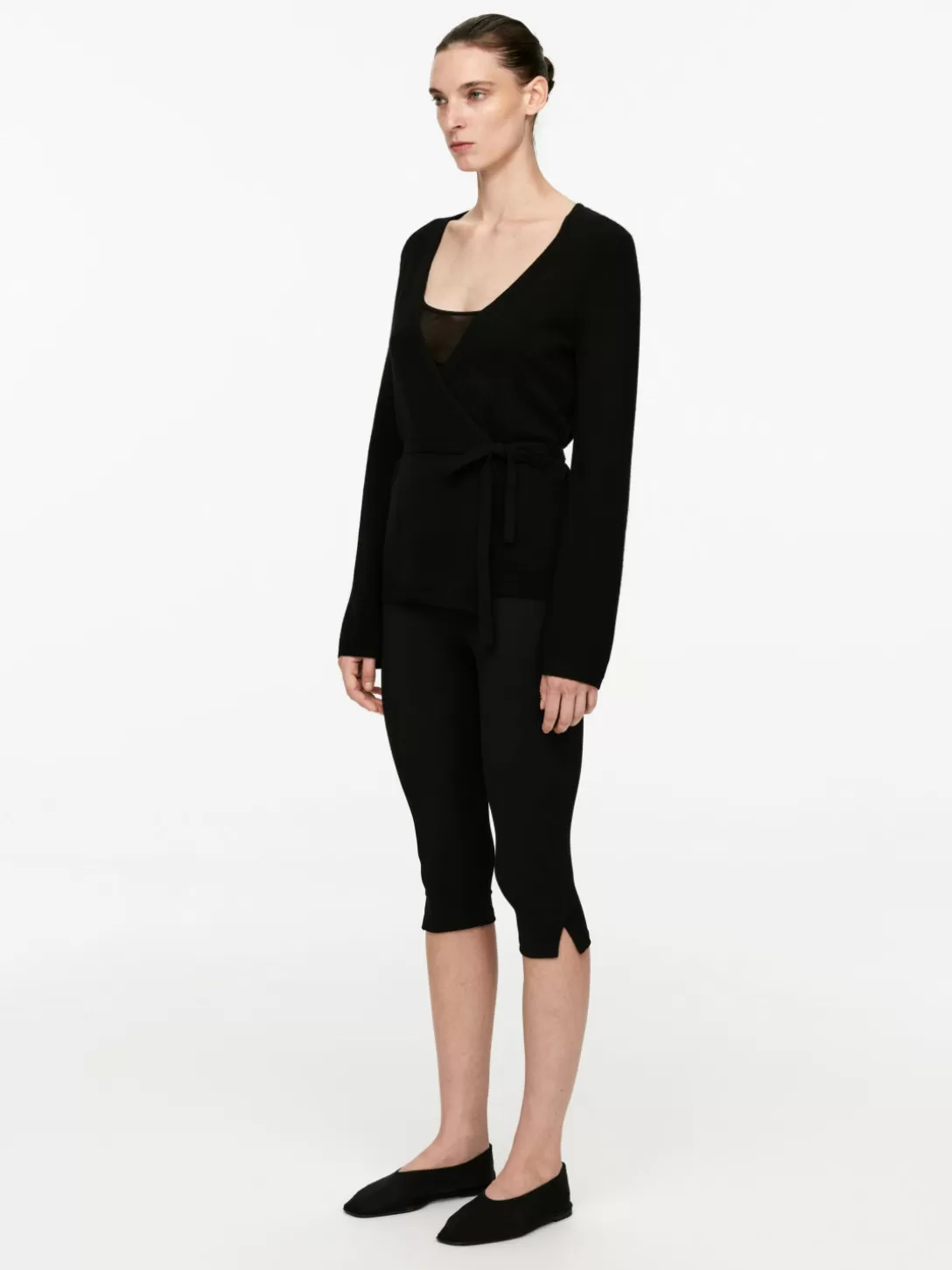 ARKET Cardigan Elegante in Puro Cashmere e Lana - Maglioni e Pullover Lavorati a Maglia con Dettagli Artigianali
