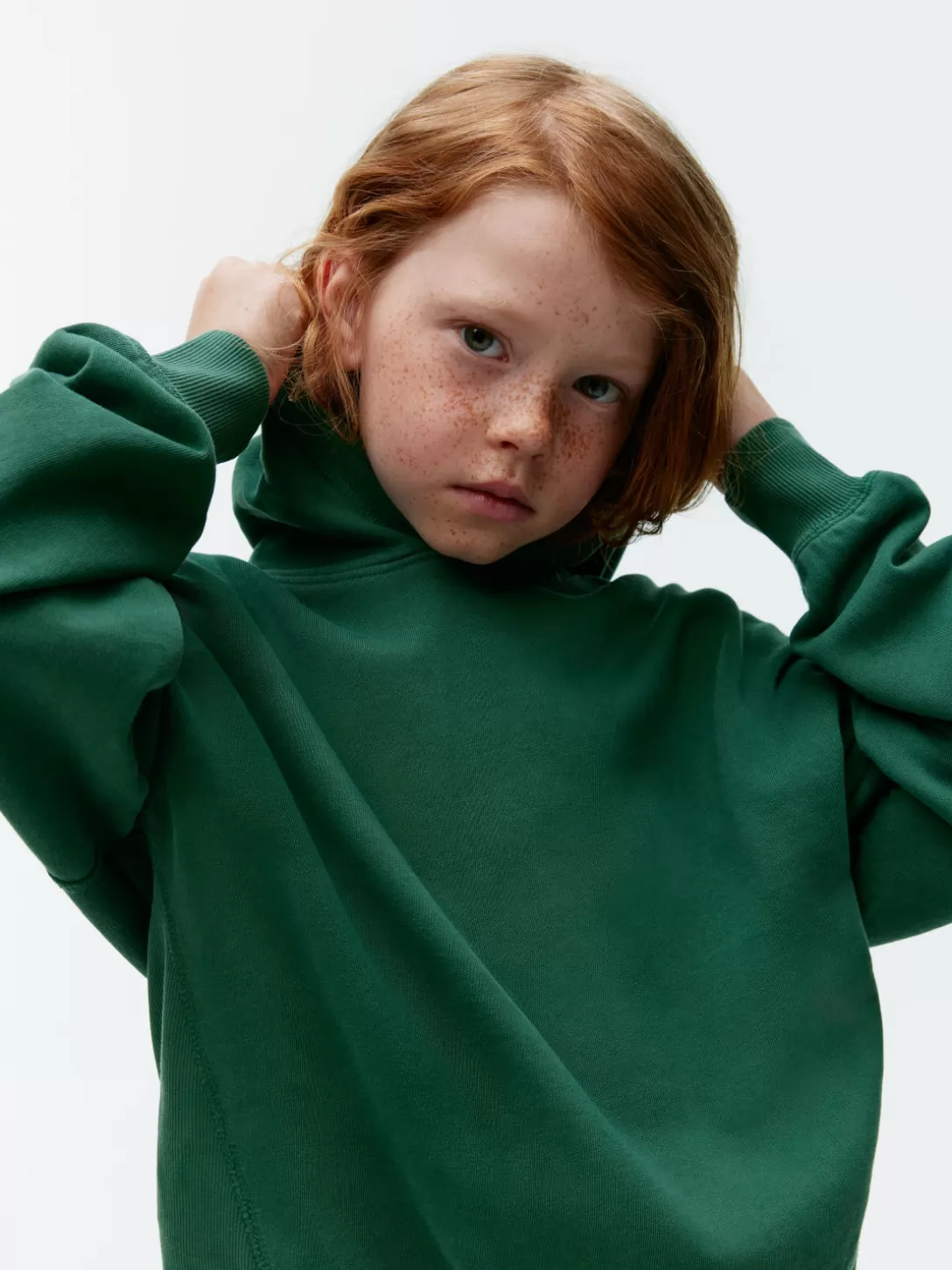 Felpa Oversize ARKET con Cappuccio - Modello Huva Barn, Taglia Media per Look Casual e Confortevole