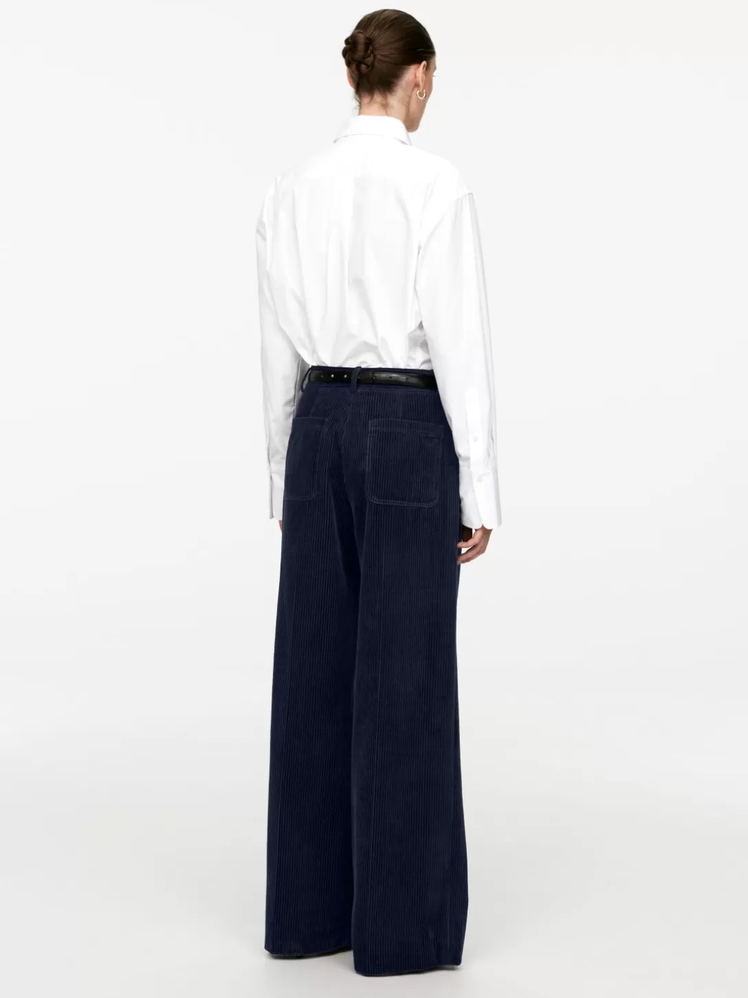 ARKET Pantaloni Penny Martin - Stile Iconico Manchester in Tweed Svedese, Comfort Senza Tempo 

(/，，