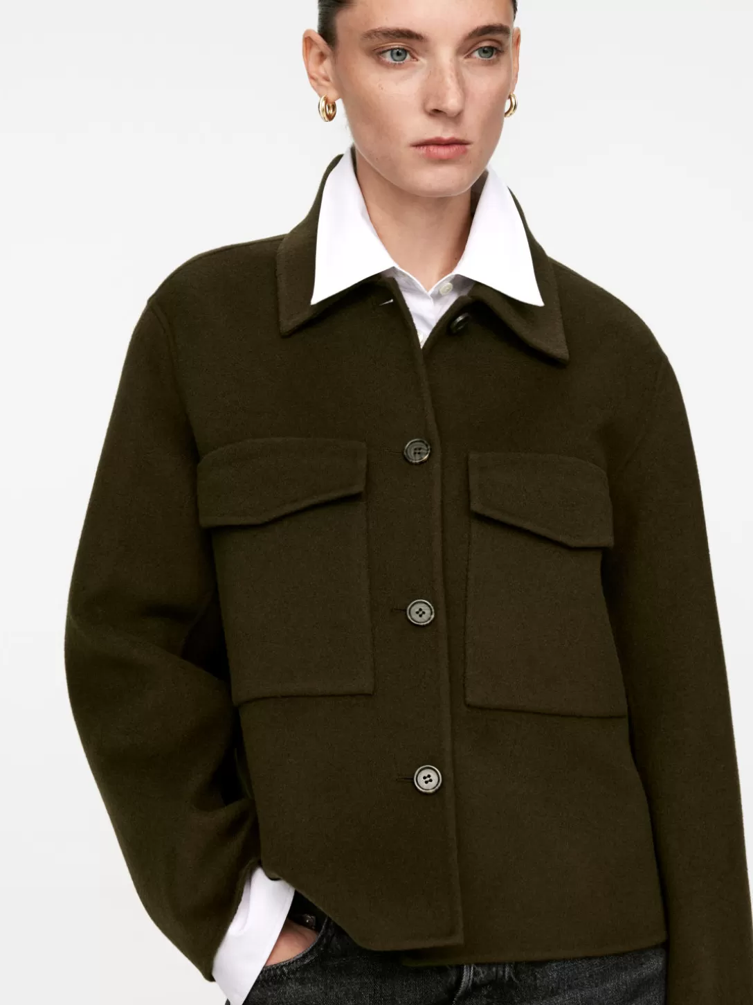 Penny Martin di ARKET - Giacca Oversize in Lana Merino per Cappotti e Giacche Autunnali