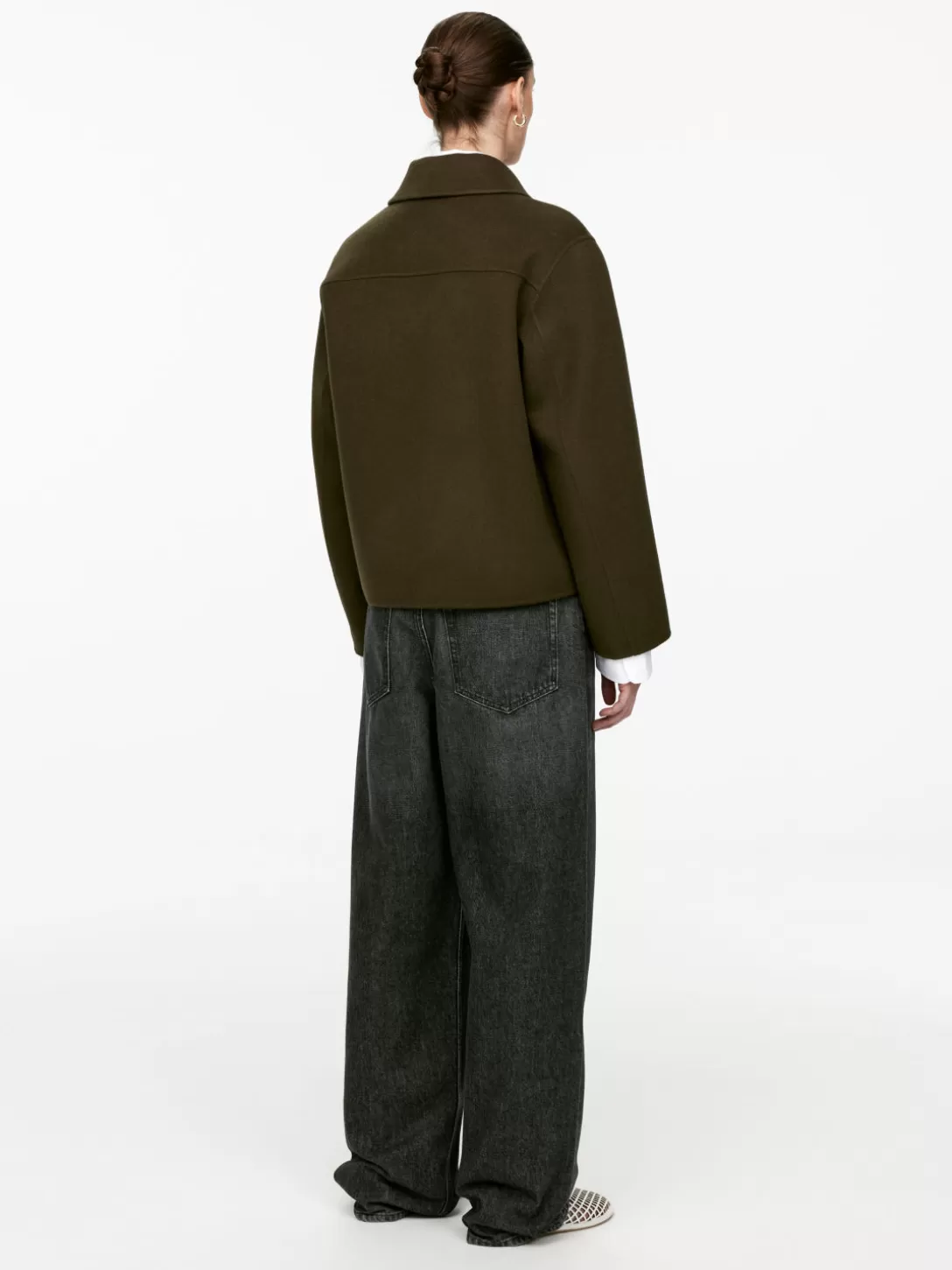 Penny Martin di ARKET - Giacca Oversize in Lana Merino per Cappotti e Giacche Autunnali