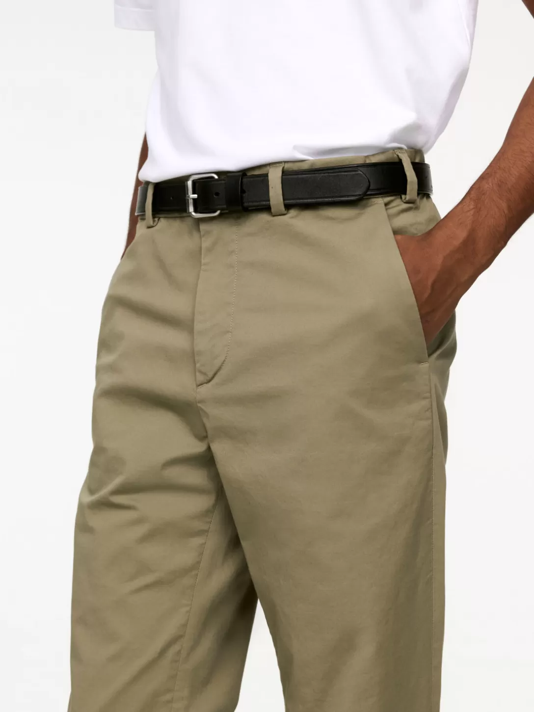 ARKET Pantaloni Chino Elasticizzati Uomo - Taglio Slim con Vita Media, Comfort Ottimale
