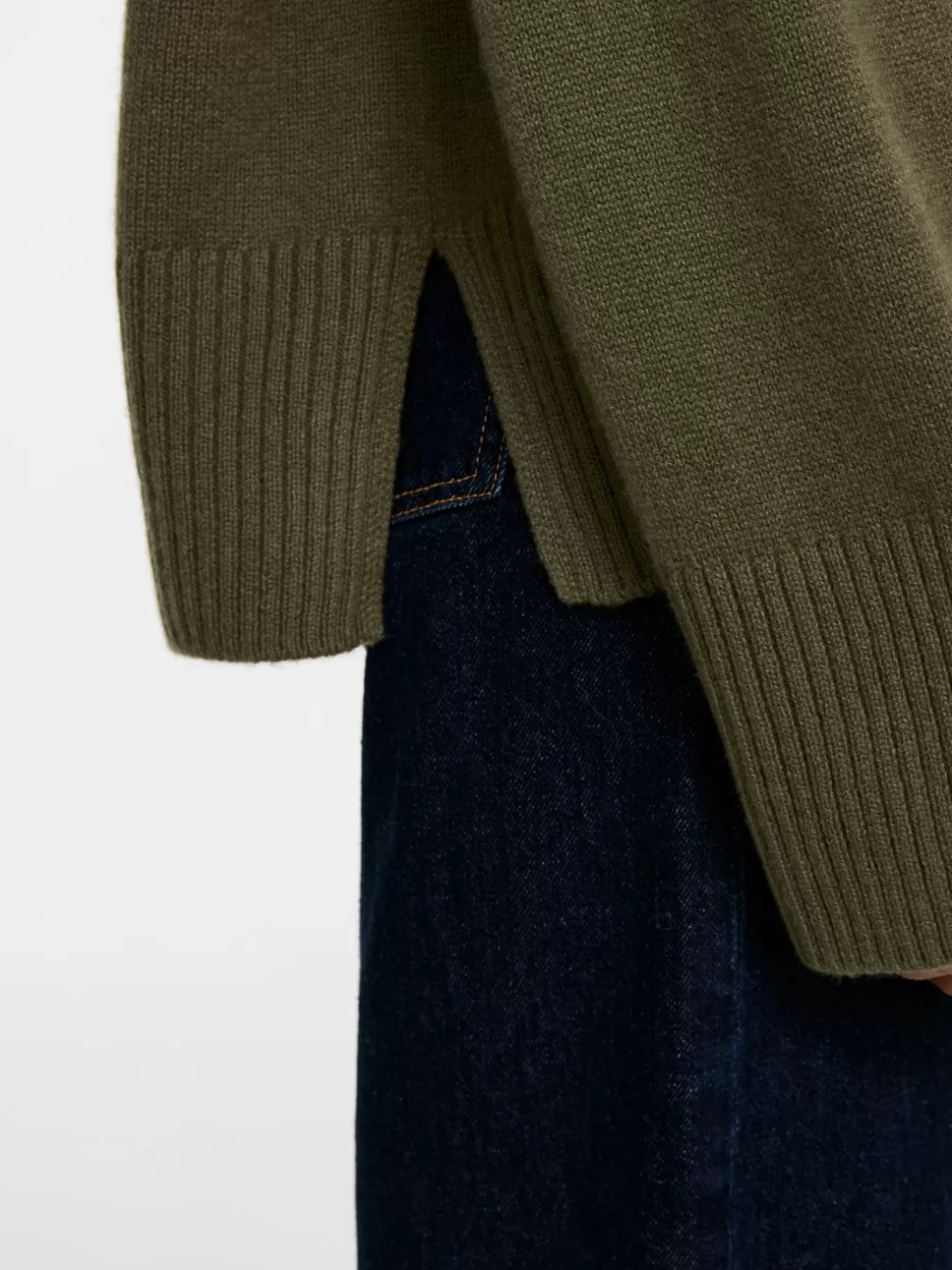 Maglione Oversize in Cashmere e Lana – Confortevole e Morbida con Design a Maglia | ARKET Collezione Cardigan Tweed