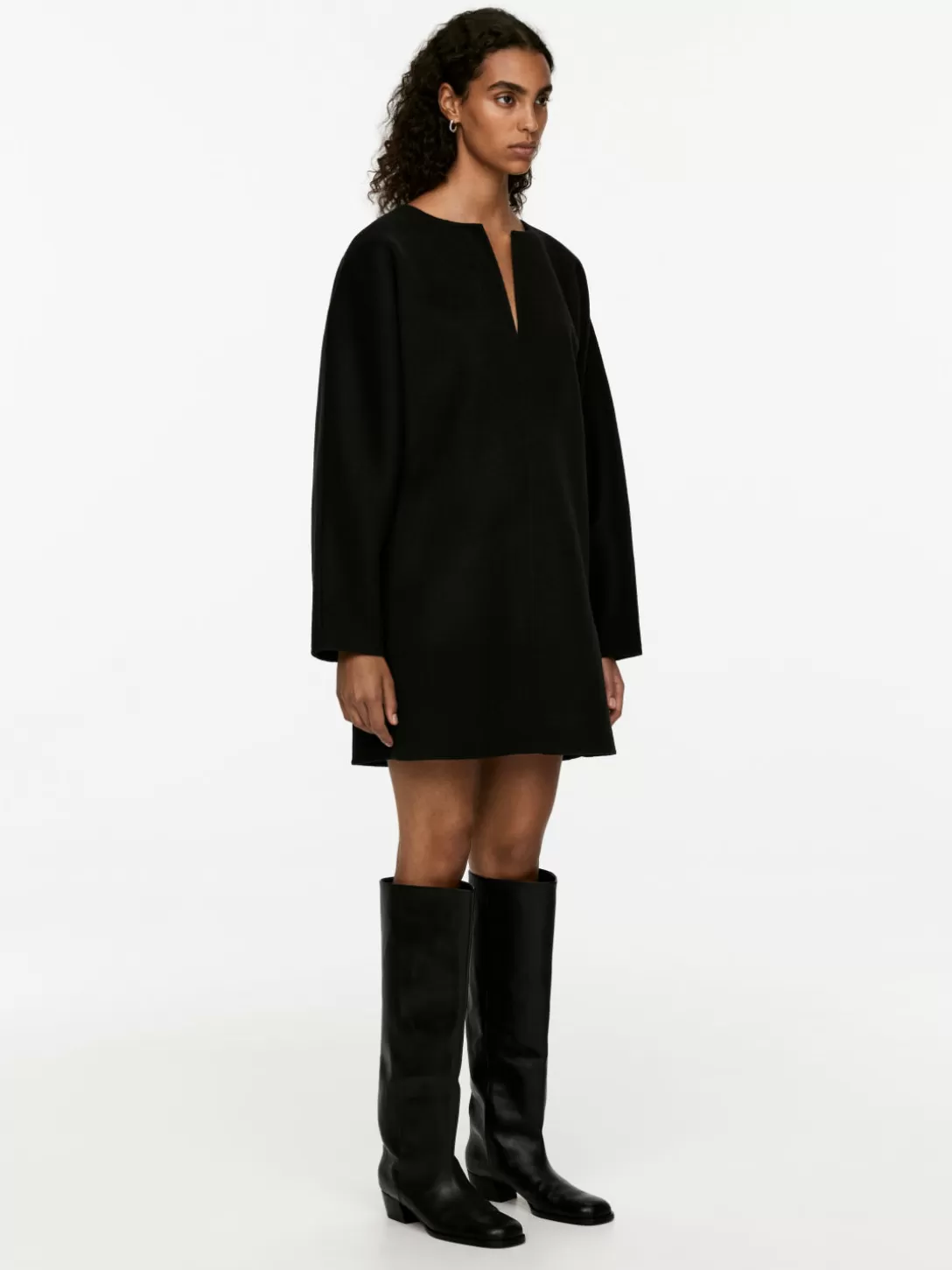 ARKET Tunica in Lana Mista - Abito Versatile con Linea Fluida