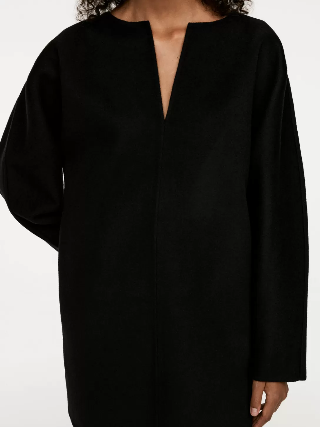 ARKET Tunica in Lana Mista - Abito Versatile con Linea Fluida