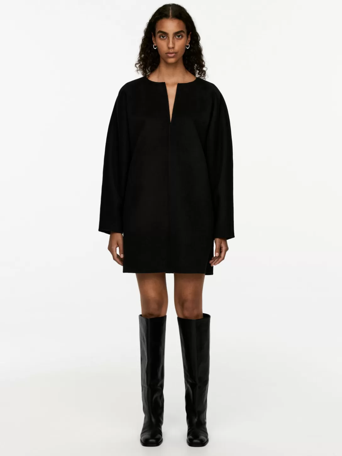 ARKET Tunica in Lana Mista - Abito Versatile con Linea Fluida